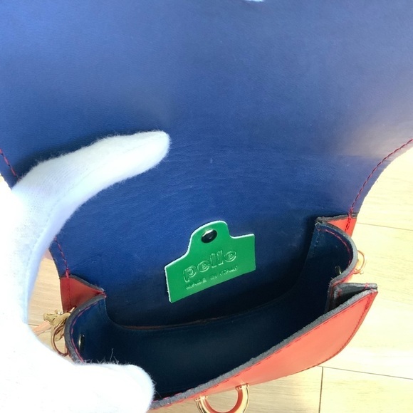 Vera Pelle Made in Italy Mini Chain Crossbody - Picture 3 of 5